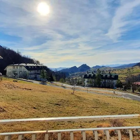 Cozy In 55 M² With Mountain View Apartmán